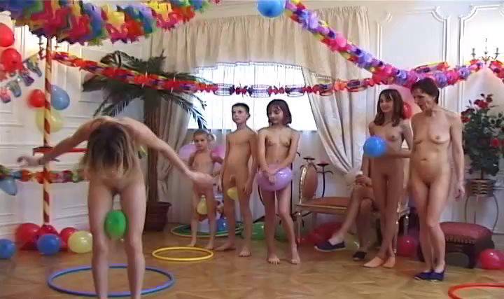 [Image: Enature-Videos-French-Birthday-Party-Part-1-4.jpg]